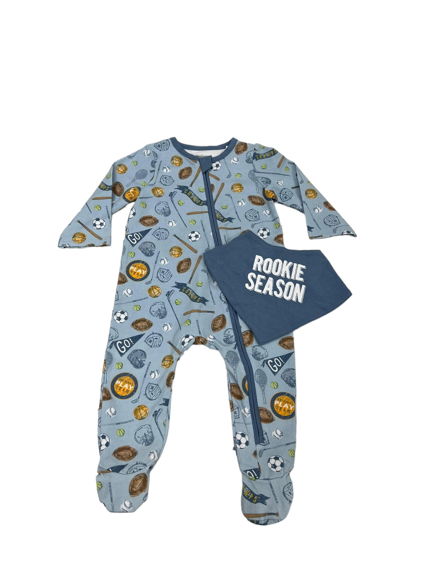 sports sleeper/bib set